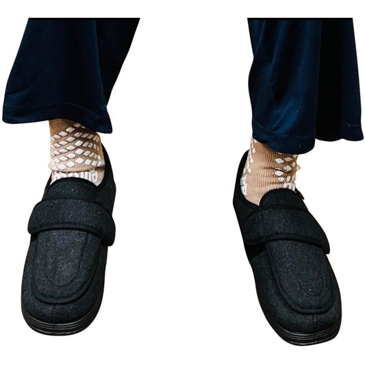 Women’s Slip-Resistant Shoes